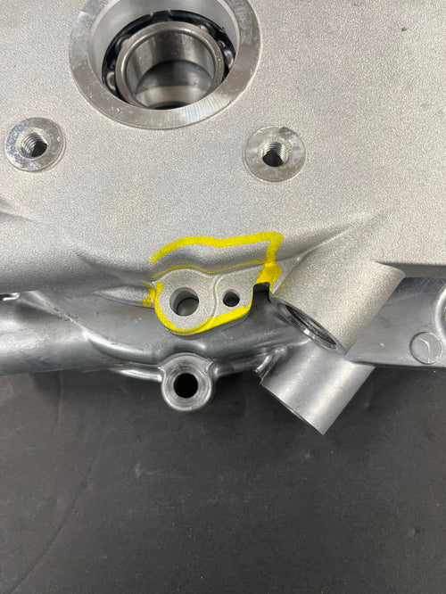 206-ANIMAL-WORLD FORMULA CRANK CASE COVER / SIDE COVER  84011136 REQUIRED FOR BLOCK 84011134