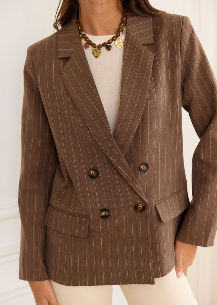 Blazer Lucas