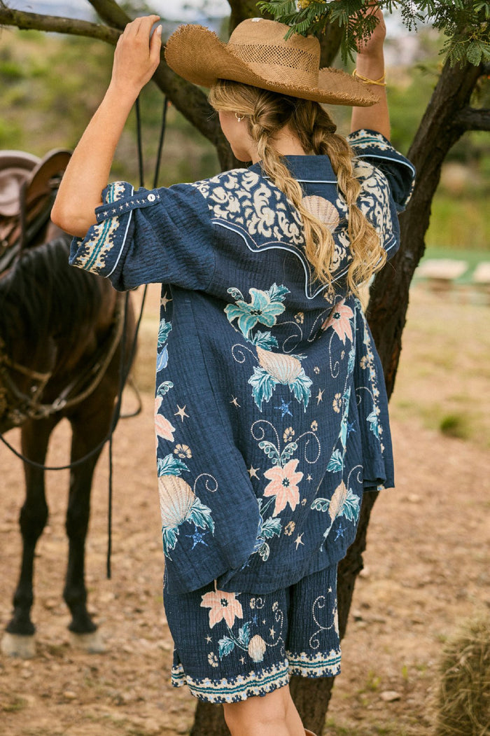Sereia-Chrissy-Shirt-19382-2-HOVER.jpg
