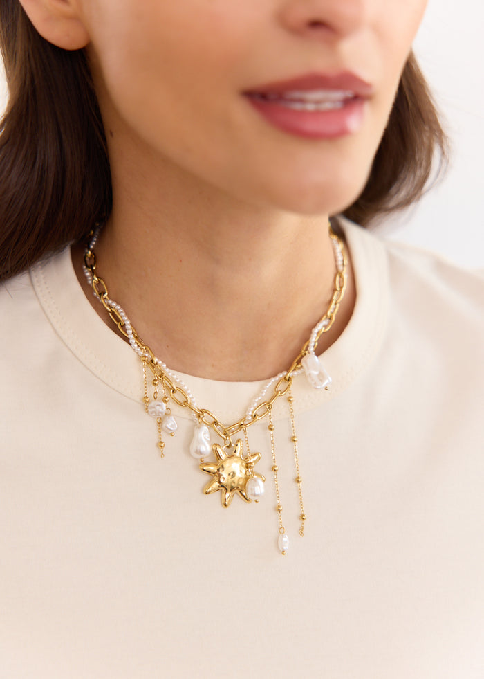 Collier Helmi