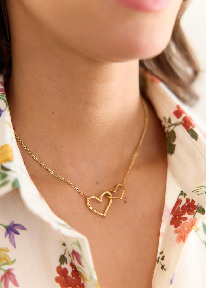 Collier Meg