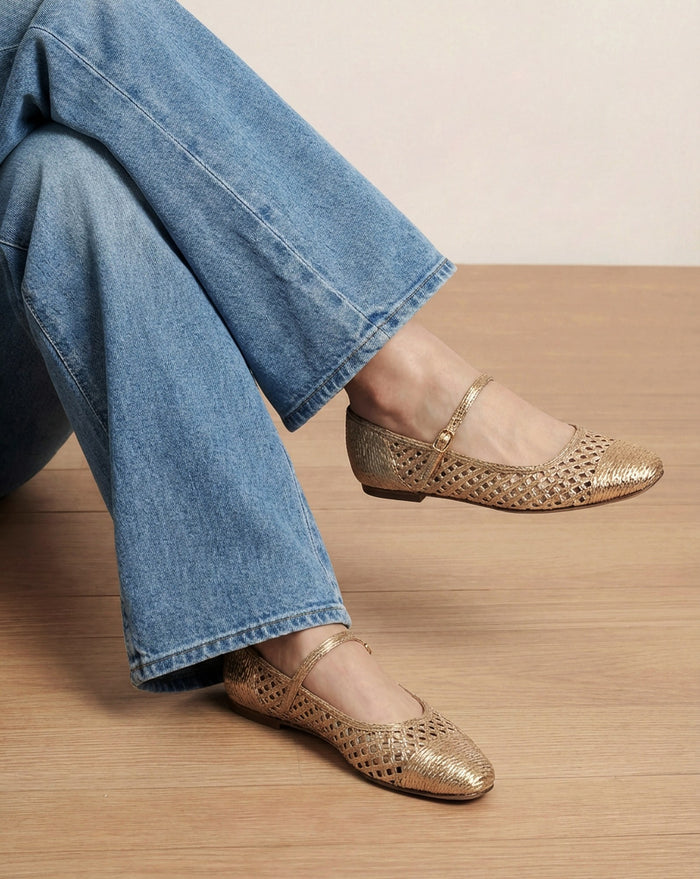 Veronica Beard Ellie Raffia Flat - Gold