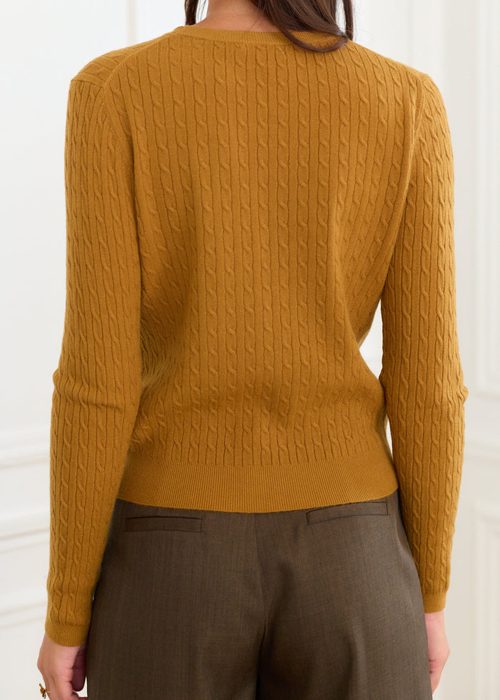 Pull Cléo
