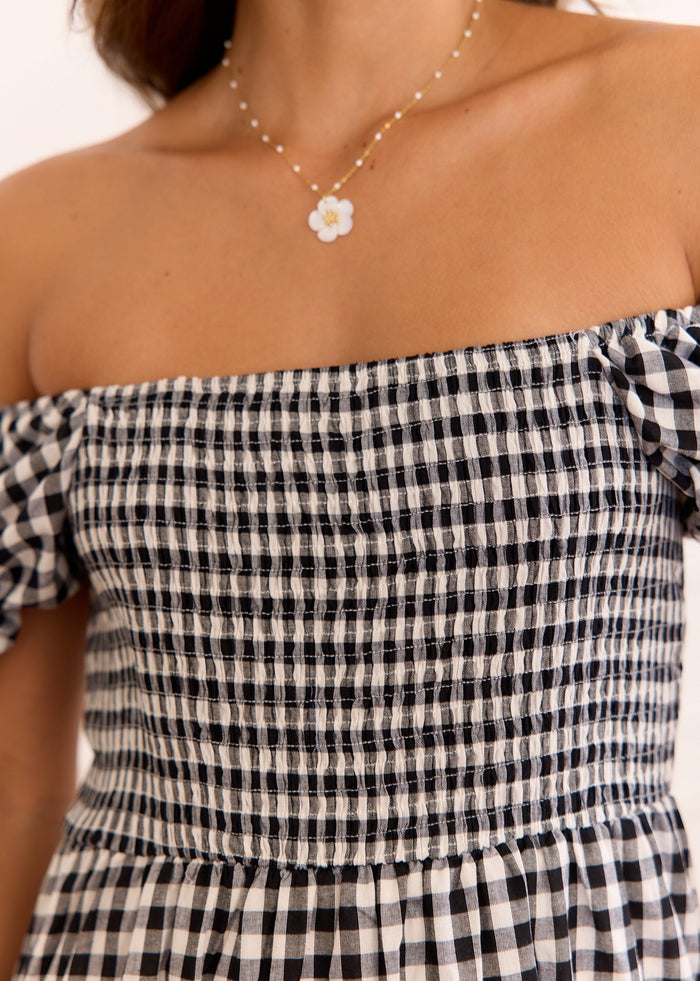 Robe Tina