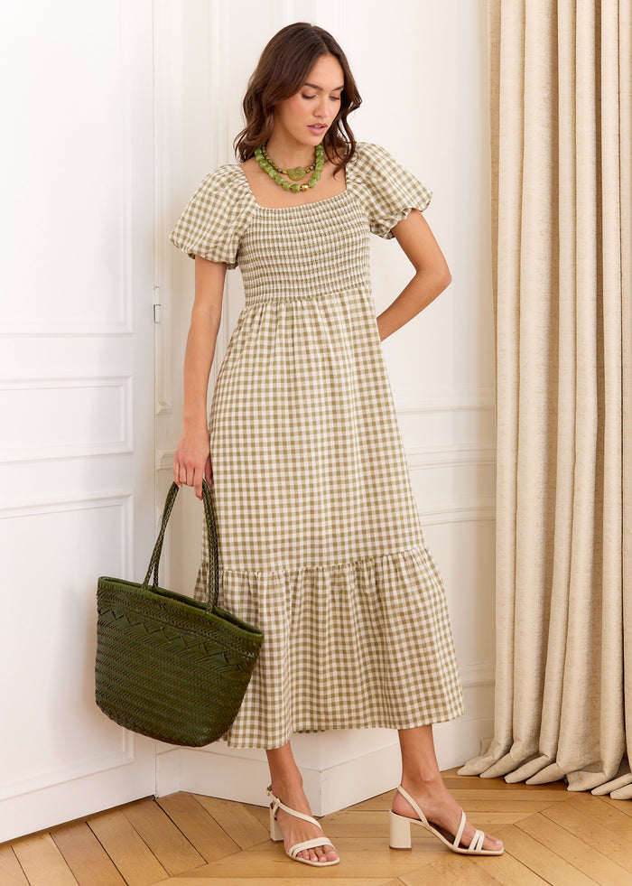 Robe Tina