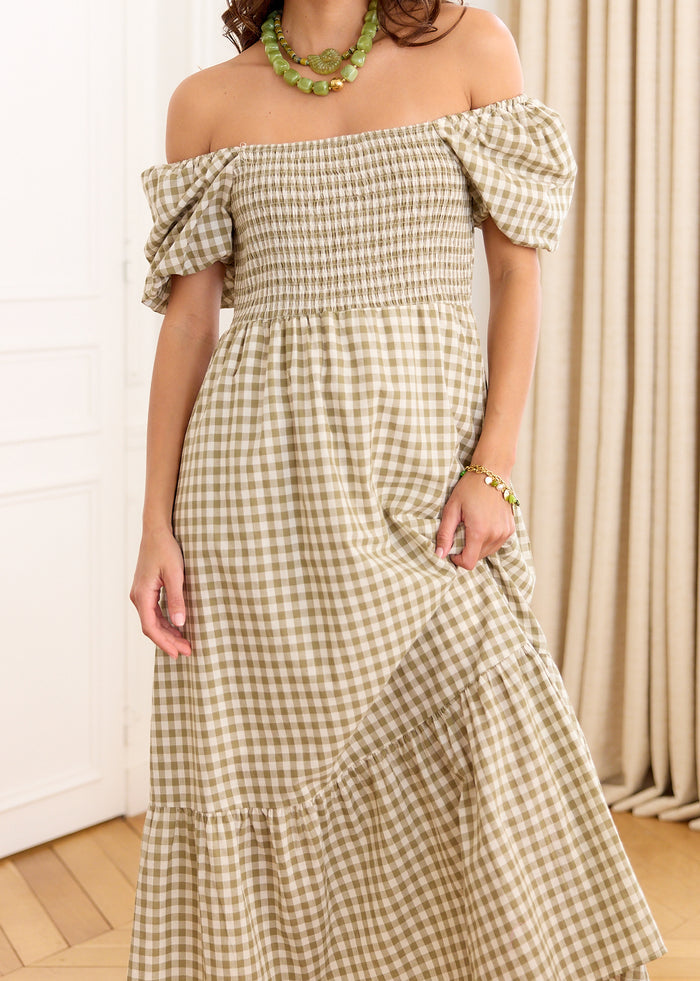 Robe Tina