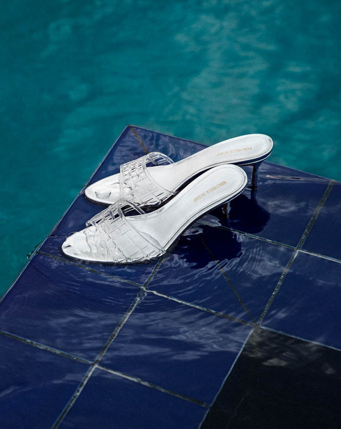 Veronica Beard Tia Jelly Sandal - Clear/Silver