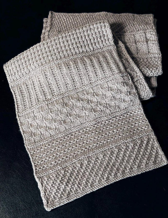 Umkehrbarer Schal Strickmuster